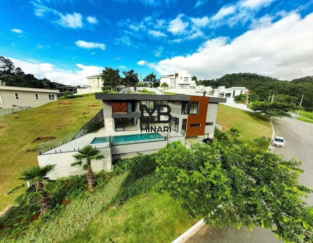 Casa, 4 quartos, 650 m² - Foto 1