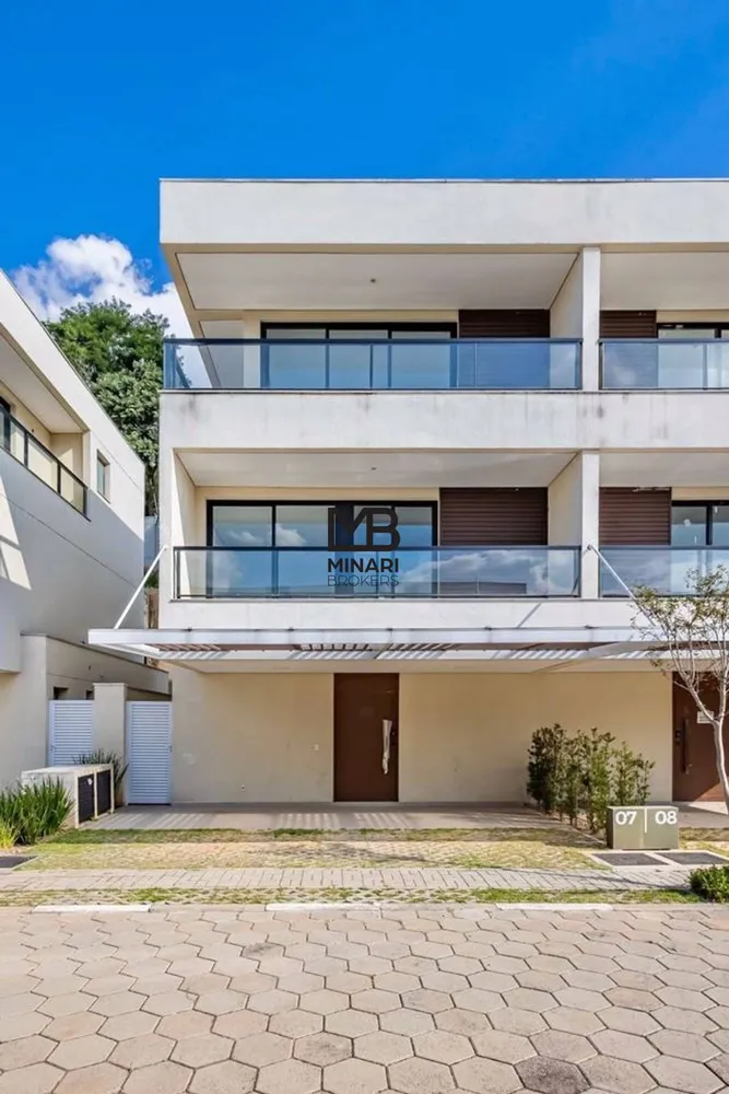 Casa, 4 quartos, 214 m² - Foto 1