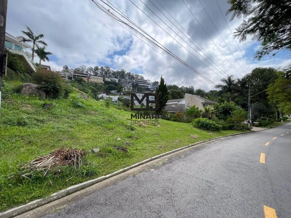 Loteamento e Condomínio, 1690 m² - Foto 1
