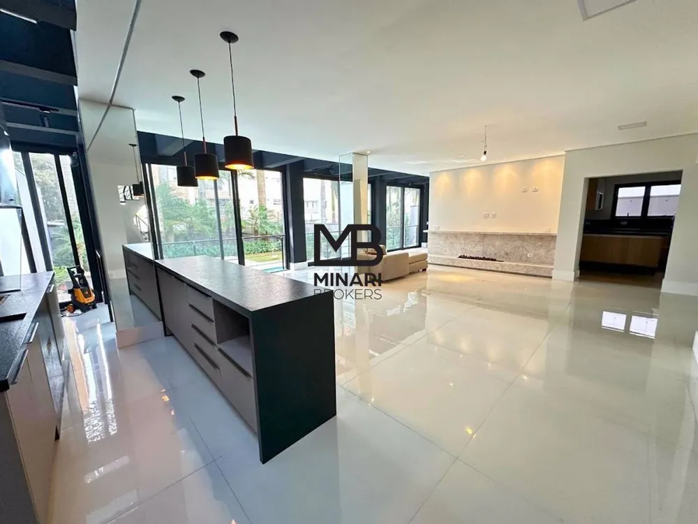 Casa, 4 quartos, 650 m² - Foto 1
