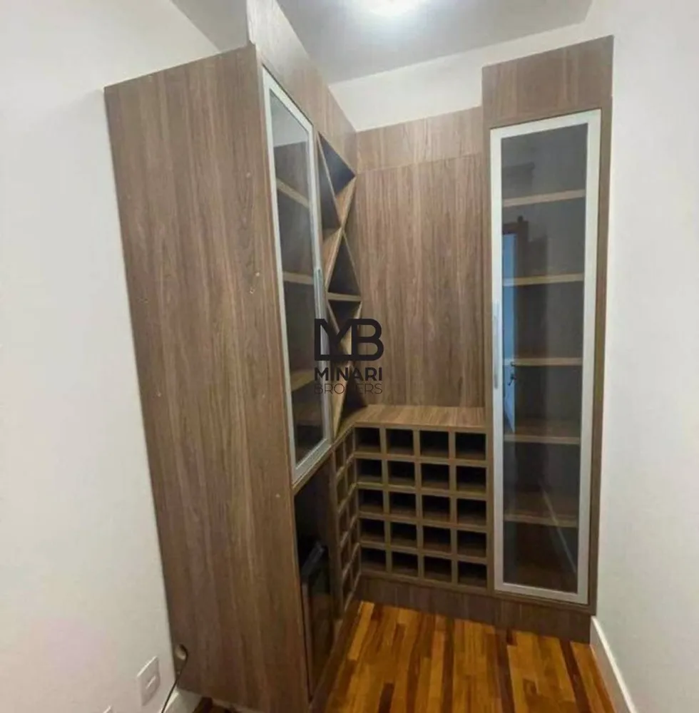 Apartamento, 3 quartos, 156 m² - Foto 1