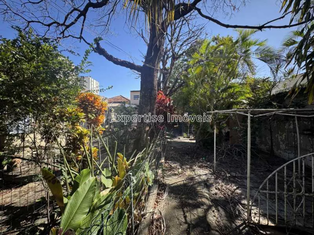 Casa, 5 quartos, 414 m² - Foto 1