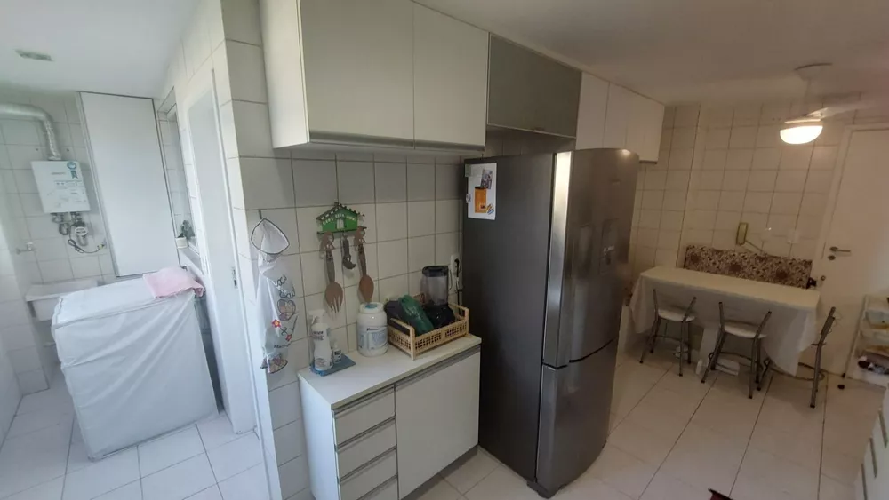 Cobertura, 3 quartos, 232 m² - Foto 2