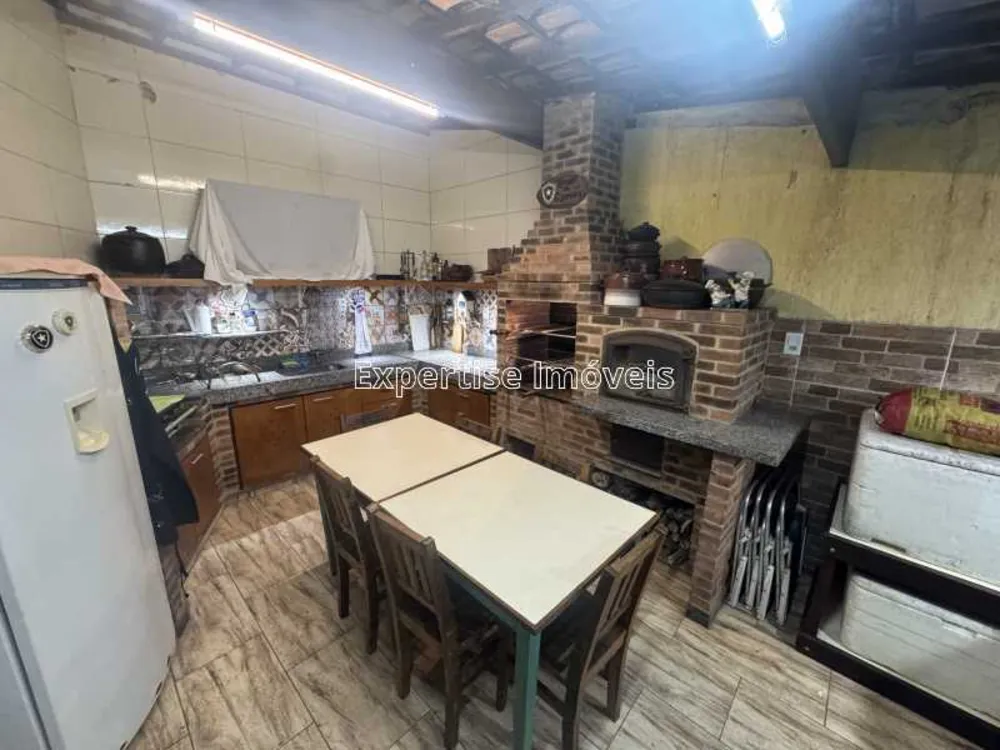 Casa, 4 quartos, 272 m² - Foto 2