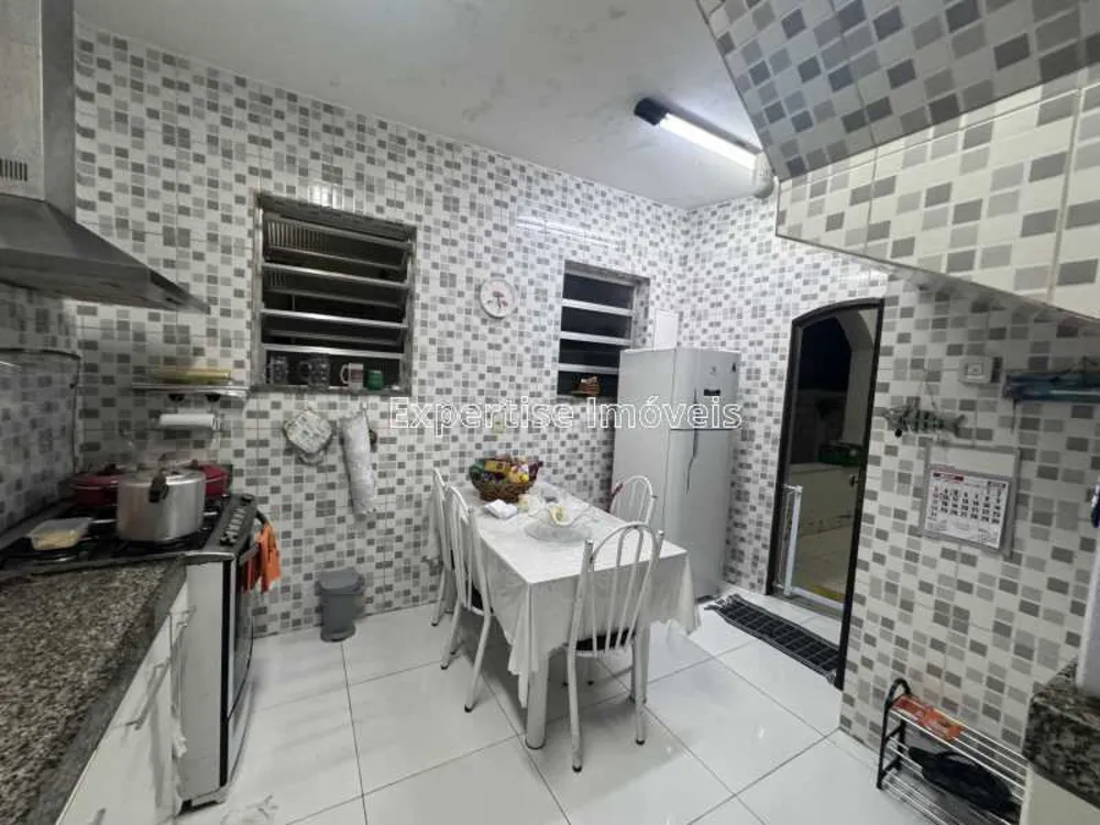 Casa, 4 quartos, 272 m² - Foto 8