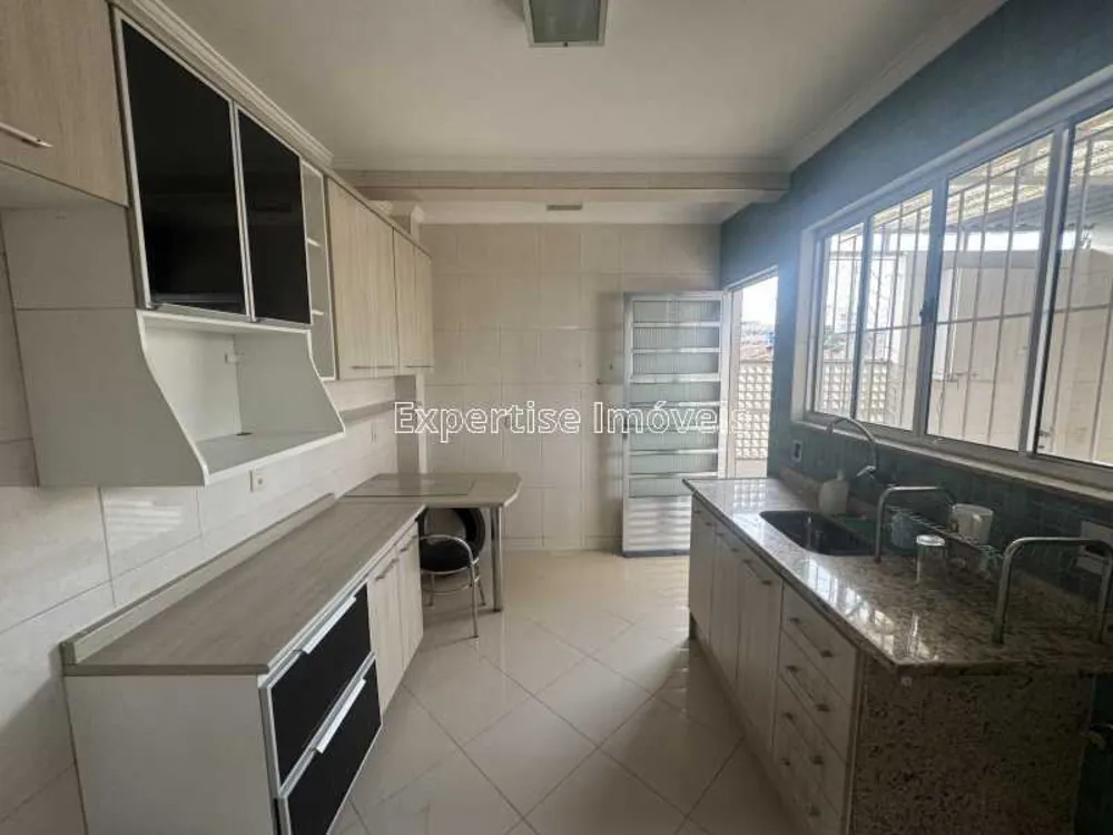 Casa, 4 quartos, 305 m² - Foto 8