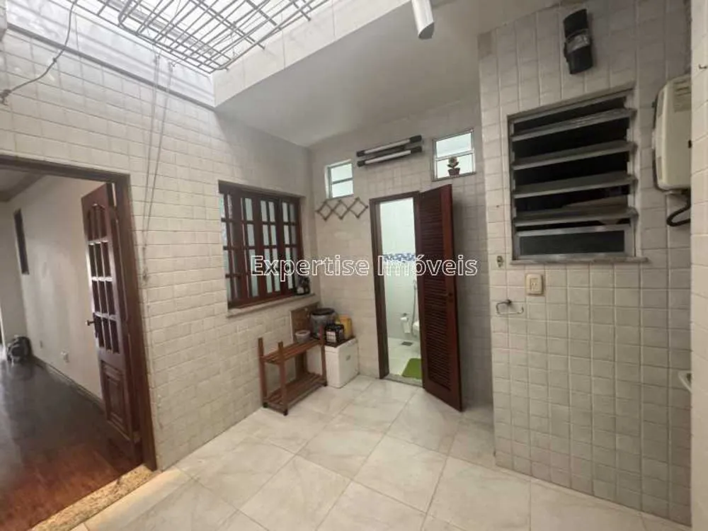 Casa, 4 quartos, 305 m² - Foto 9