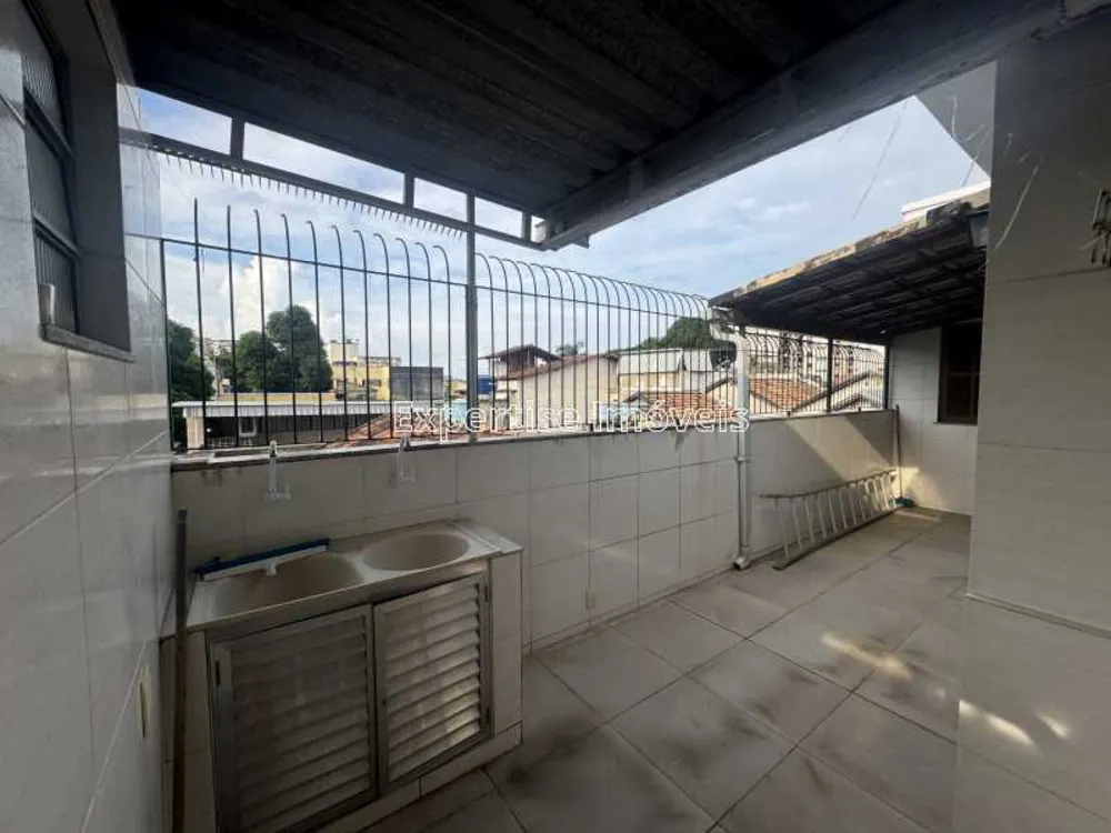 Casa, 4 quartos, 305 m² - Foto 1