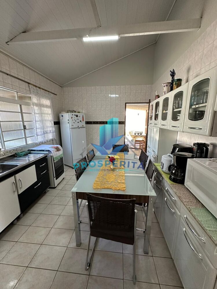 Casa à venda com 2 quartos, 588m² - Foto 6
