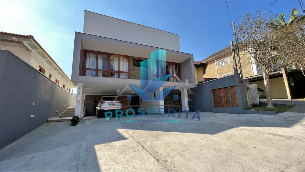 Casa, 4 quartos, 496 m² - Foto 1