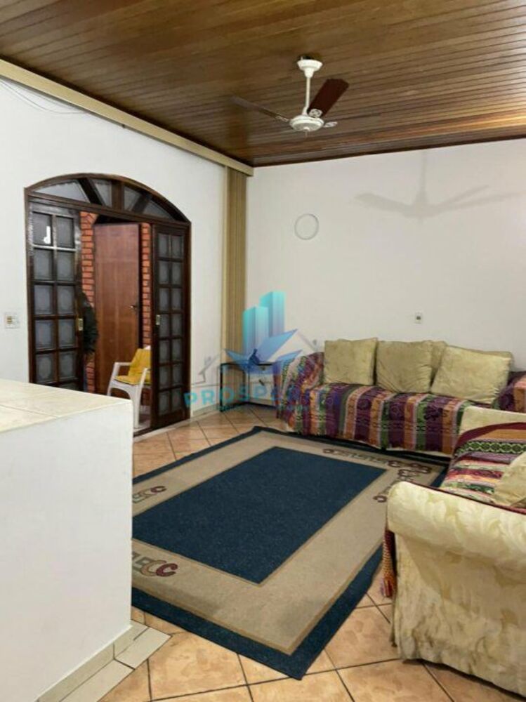 Sobrado para alugar com 3 quartos, 300m² - Foto 1