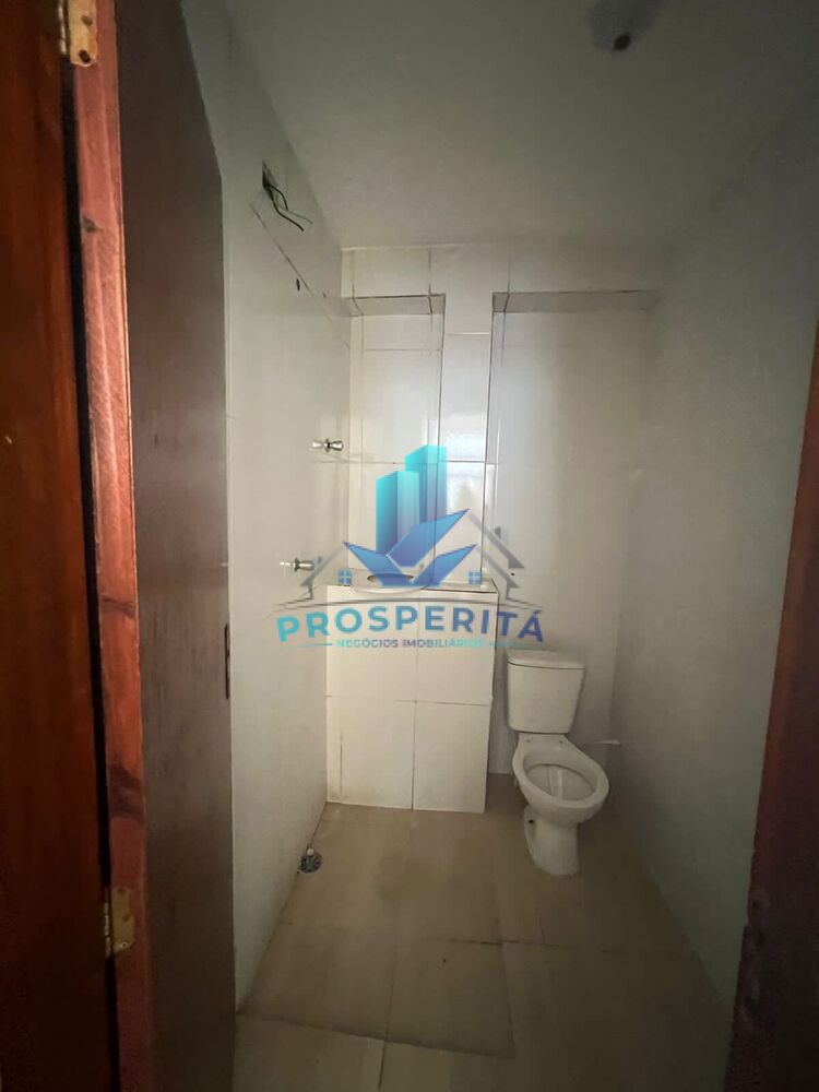 Casa à venda com 2 quartos, 250m² - Foto 7
