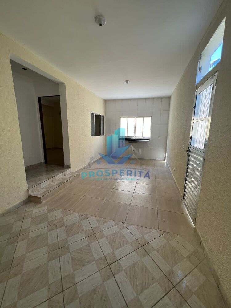 Casa à venda com 2 quartos, 250m² - Foto 4