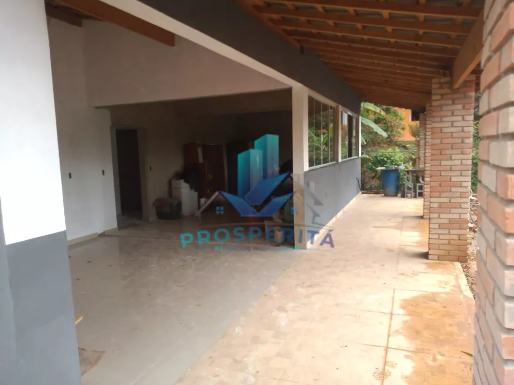 Casa à venda com 3 quartos, 190m² - Foto 4