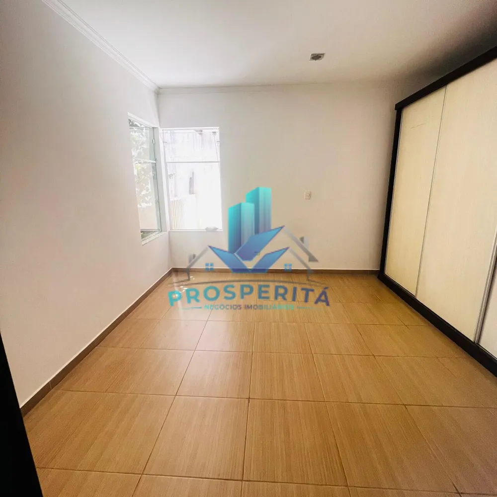 Sobrado, 3 quartos, 750 m² - Foto 2