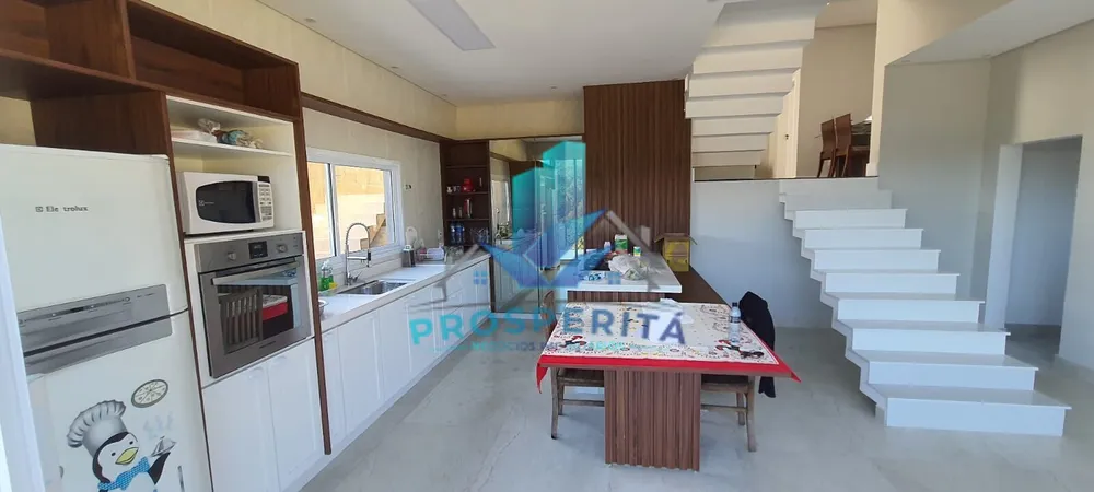 Casa, 3 quartos, 244 m² - Foto 9