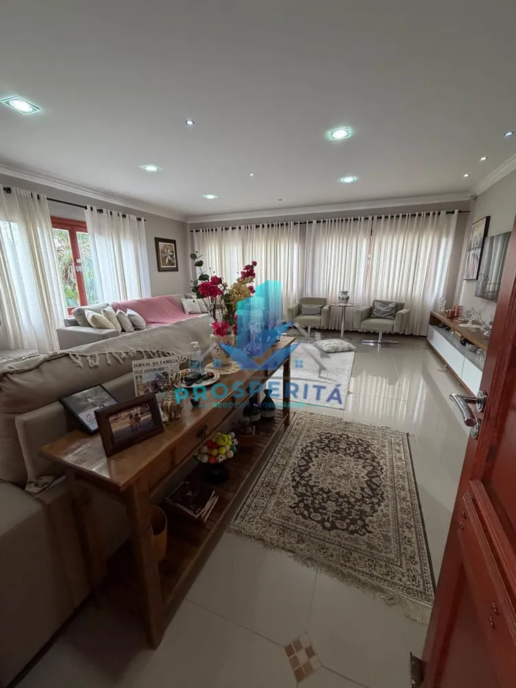 Casa, 3 quartos, 437 m² - Foto 4