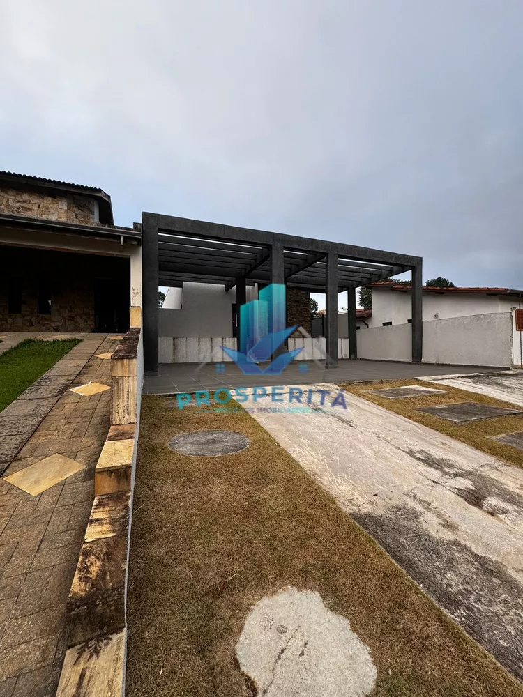 Casa de Condomínio à venda com 3 quartos, 350m² - Foto 3