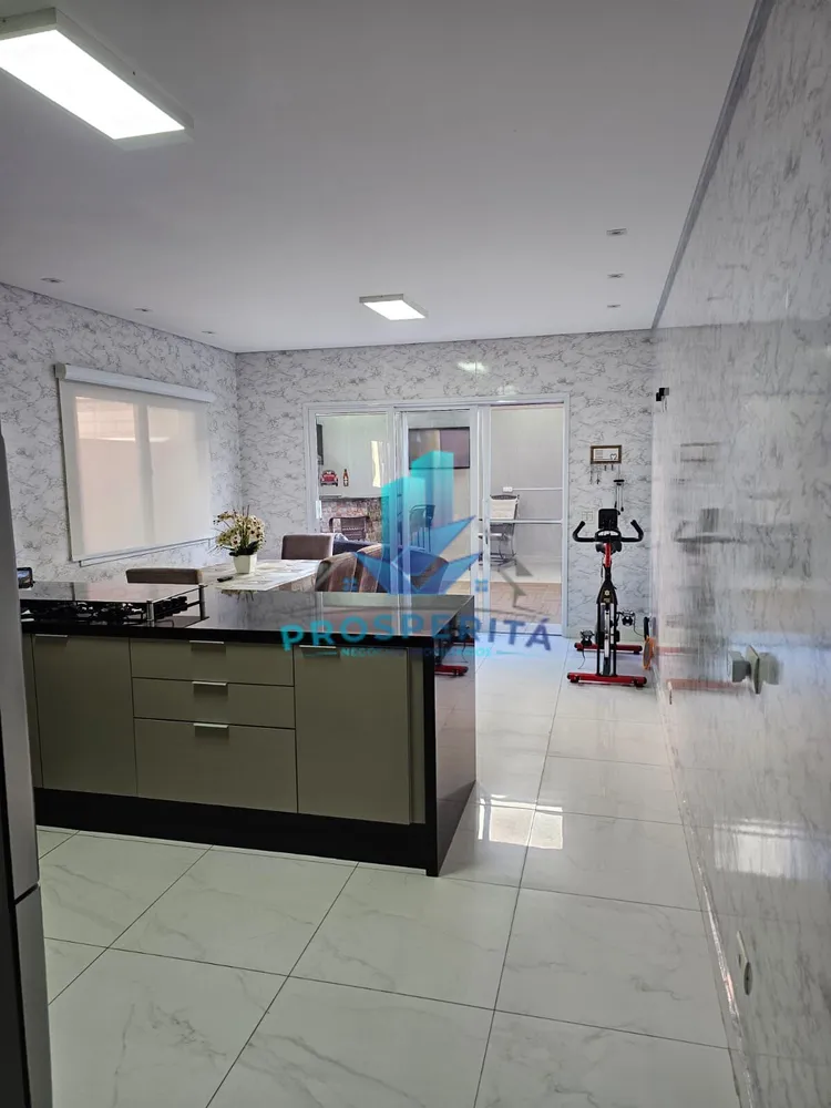 Casa, 3 quartos, 169 m² - Foto 2