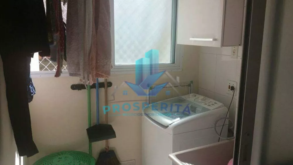 Apartamento à venda com 2 quartos, 46m² - Foto 2