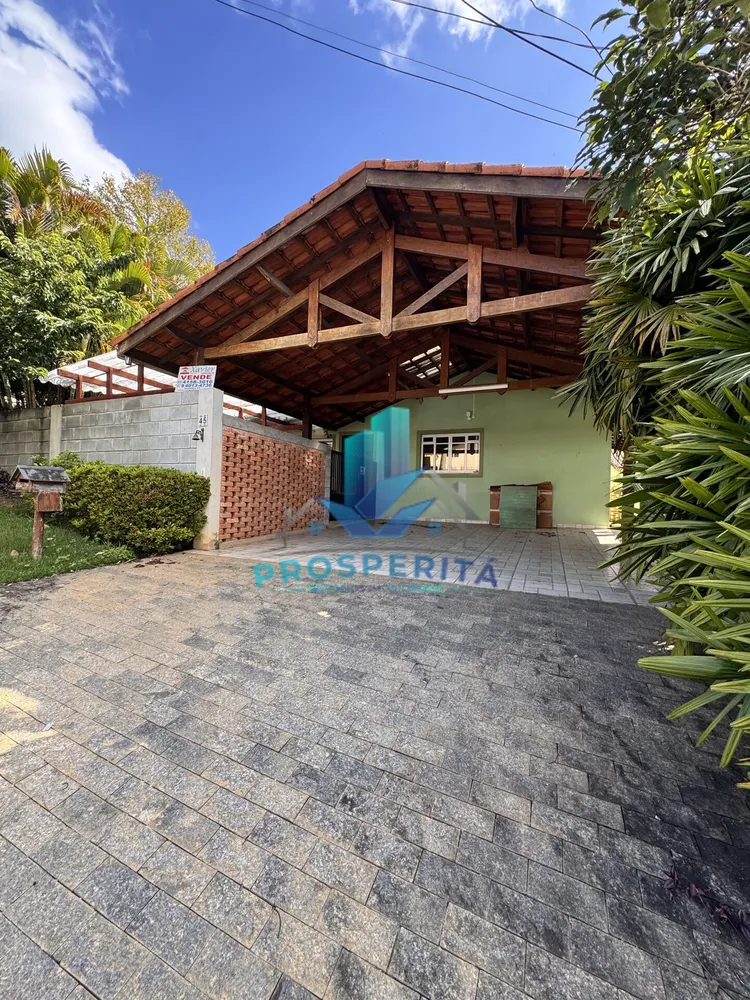 Casa, 3 quartos, 210 m² - Foto 2
