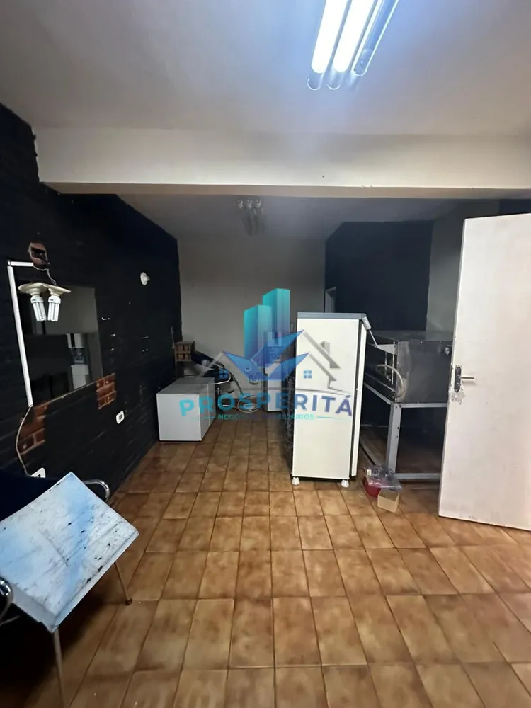 Casa, 2 quartos, 200 m² - Foto 2