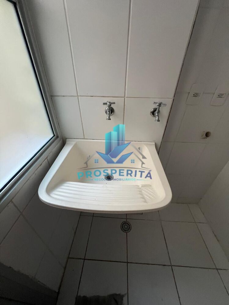 Apartamento para alugar com 2 quartos, 66m² - Foto 3