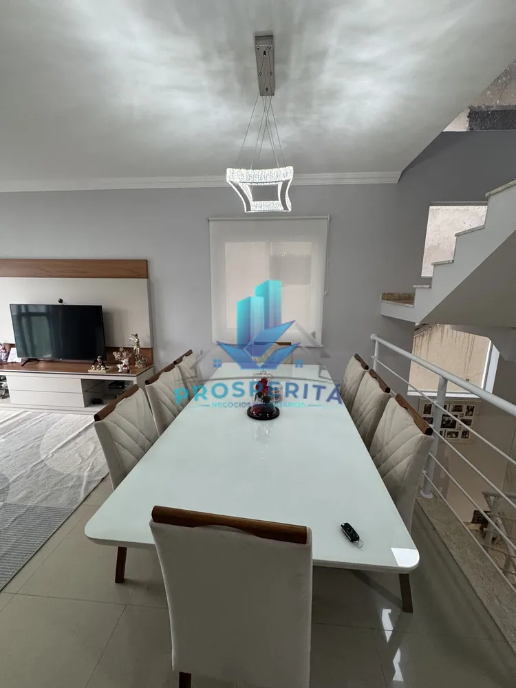 Sobrado, 3 quartos, 223 m² - Foto 2
