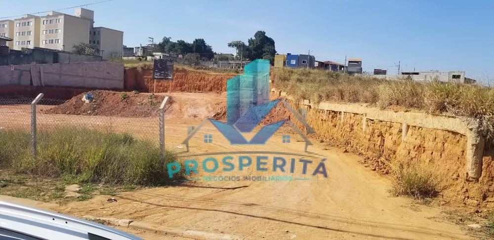 Terreno à venda, 180m² - Foto 1