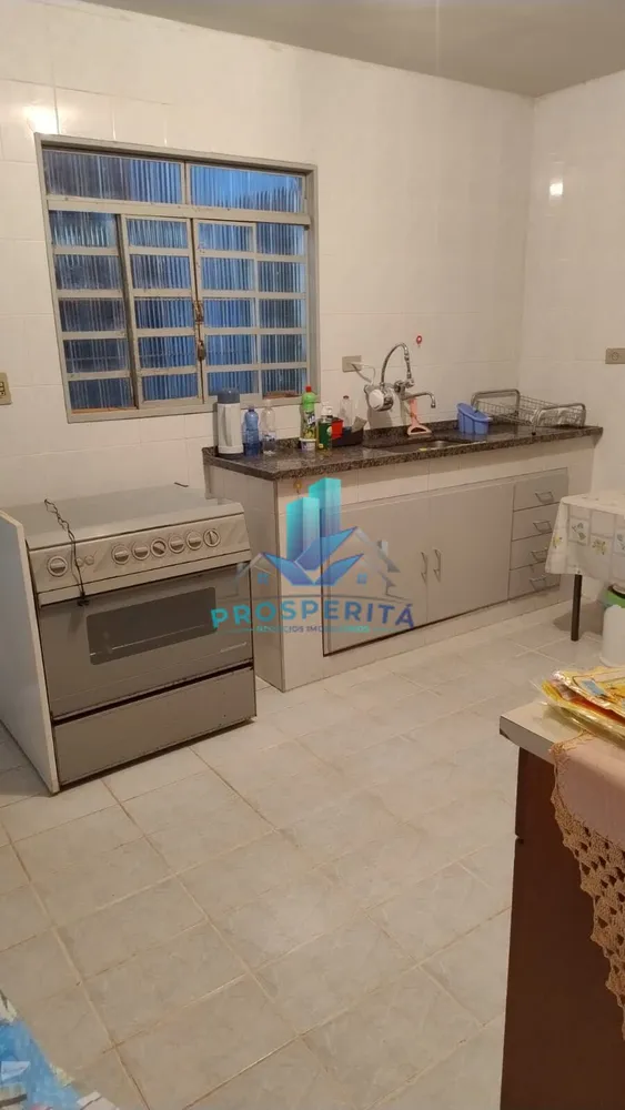 Chácara, 3 quartos, 2220 m² - Foto 9