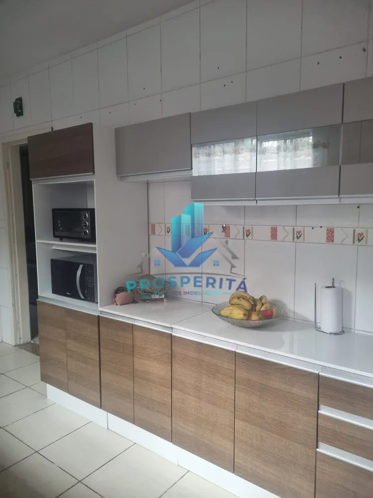 Sobrado, 6 quartos, 297 m² - Foto 2