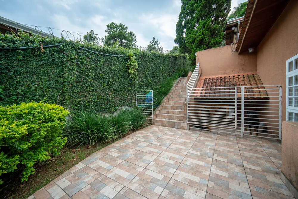 Casa, 4 quartos, 255 m² - Foto 1