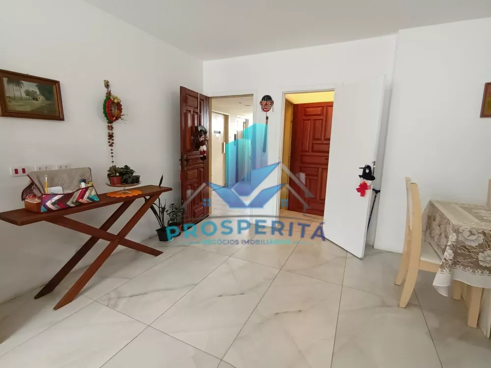 Apartamento à venda com 2 quartos, 80m² - Foto 4