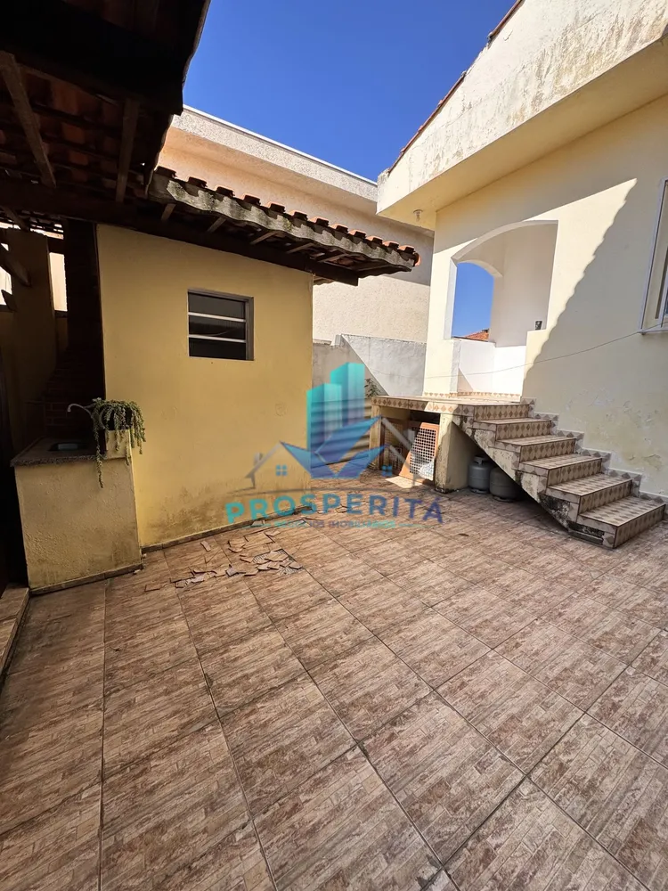 Casa, 3 quartos, 298 m² - Foto 1