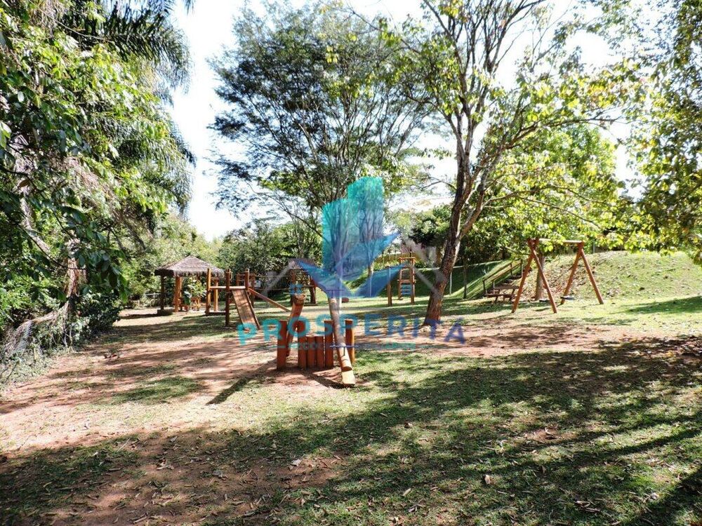Casa à venda com 4 quartos, 380m² - Foto 11