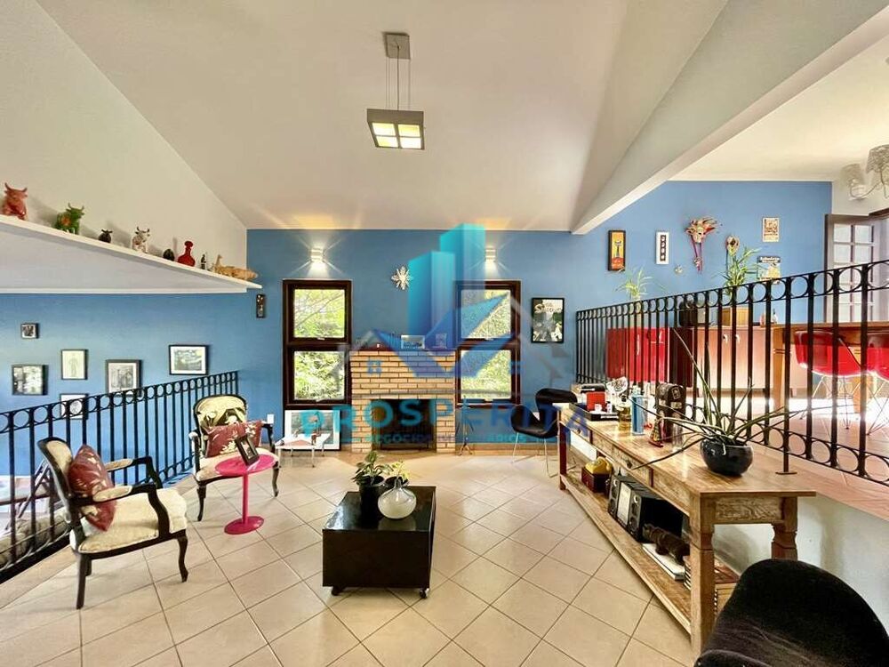 Casa à venda com 4 quartos, 380m² - Foto 5