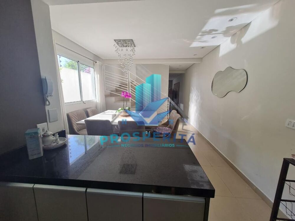 Casa, 3 quartos, 97 m² - Foto 1