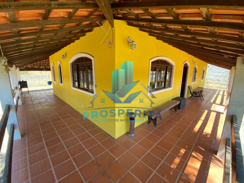 Chácara, 3 quartos, 1280 m² - Foto 2