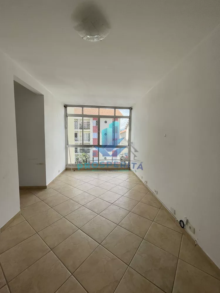 Apartamento para alugar com 3 quartos, 67m² - Foto 2