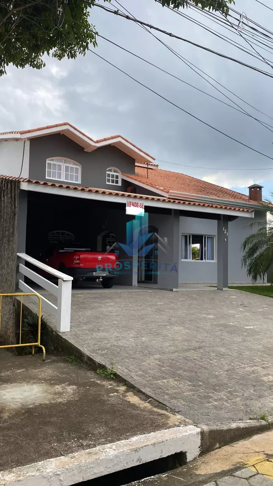 Casa à venda com 3 quartos, 600m² - Foto 3