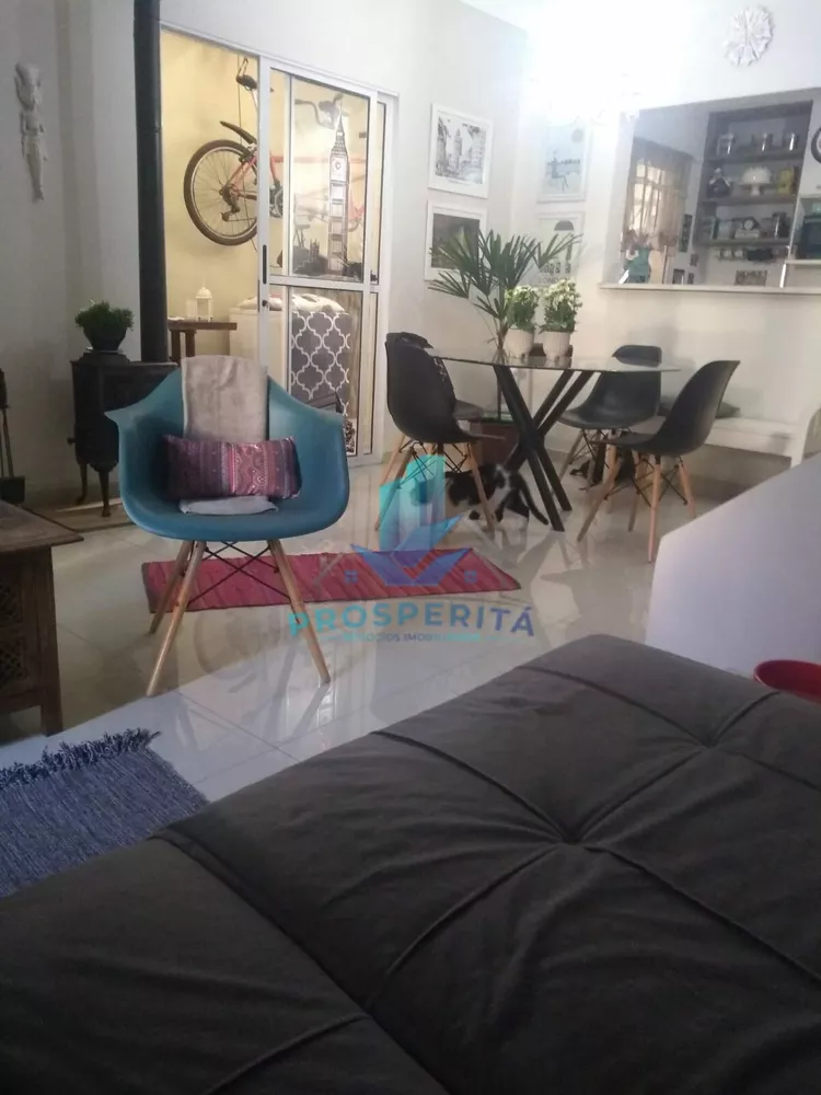 Sobrado à venda com 3 quartos, 90m² - Foto 4