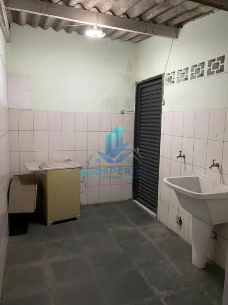 Casa à venda com 3 quartos, 300m² - Foto 29