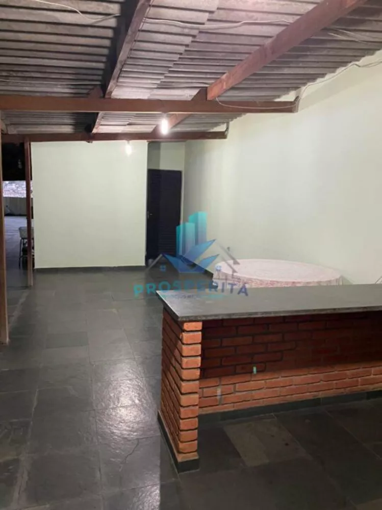 Casa à venda com 3 quartos, 300m² - Foto 23