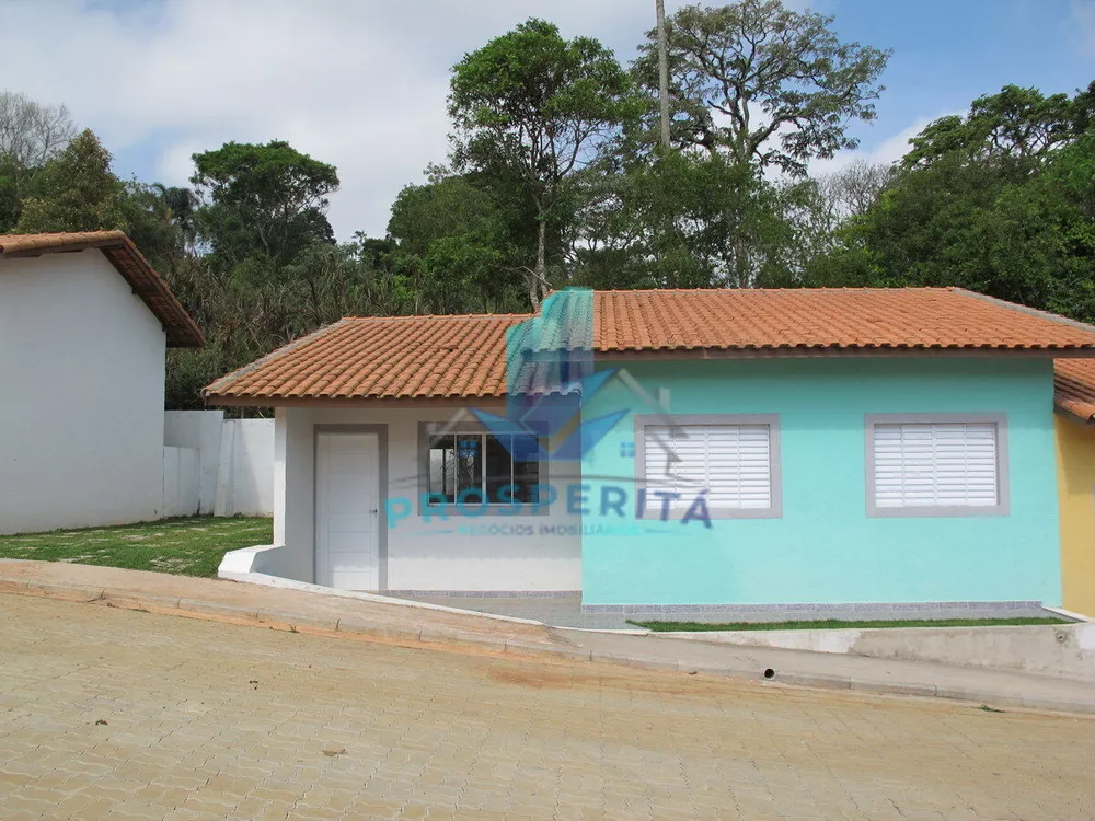 Casa à venda com 2 quartos, 68m² - Foto 8