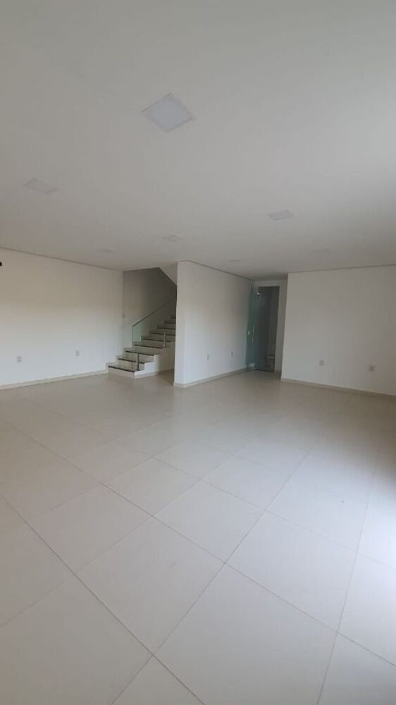 Depósito-Galpão, 646 m² - Foto 2