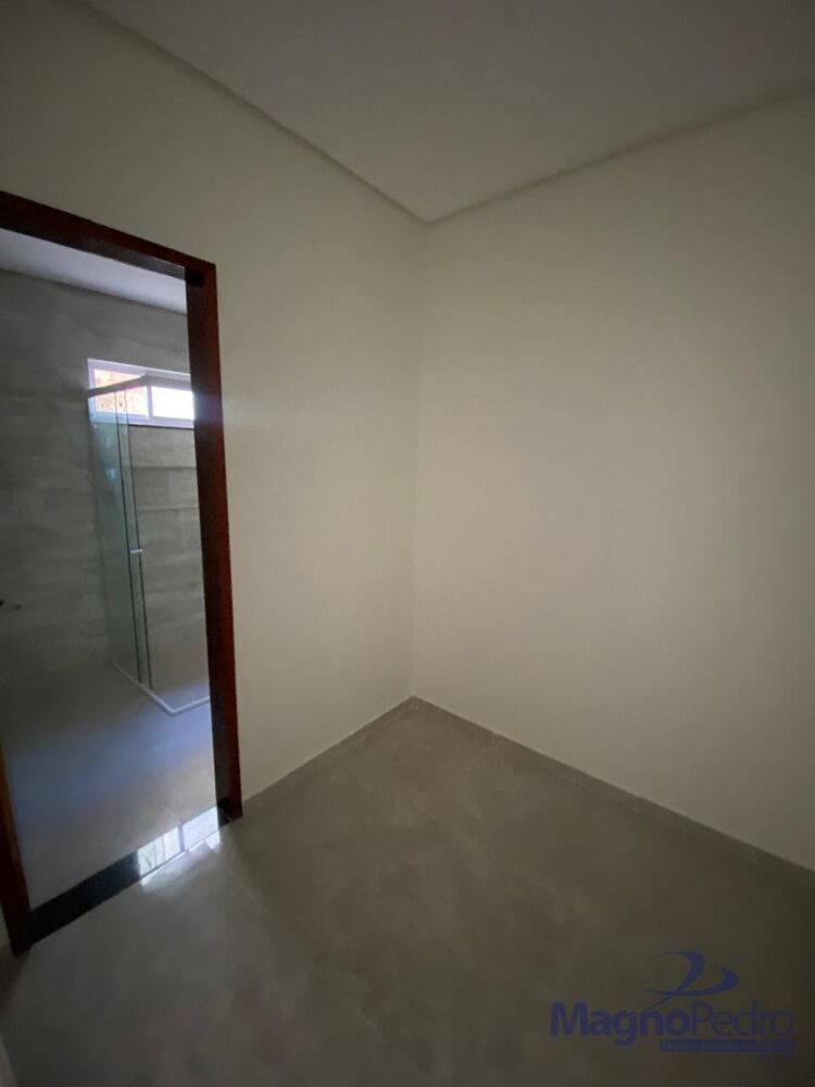 Casa à venda com 3 quartos, 200m² - Foto 7