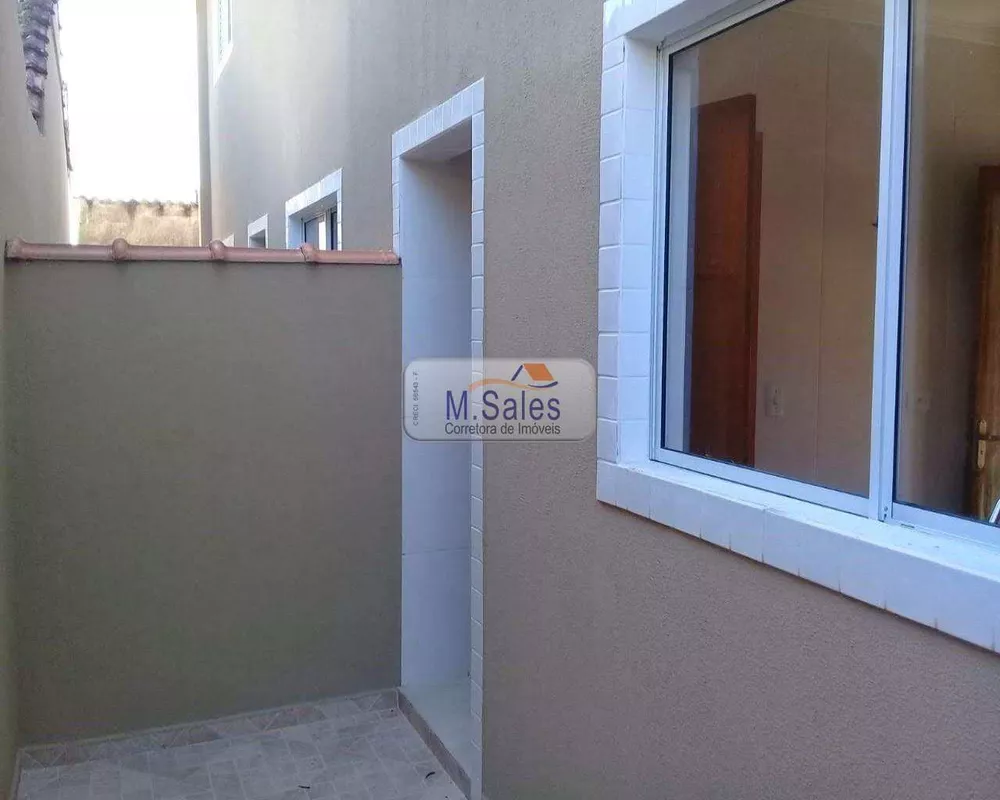 Sobrado à venda com 2 quartos, 68m² - Foto 2