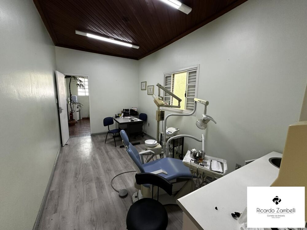 Casa à venda com 1 quarto, 100m² - Foto 3