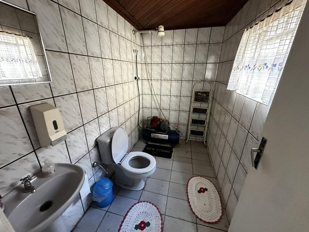 Casa à venda com 1 quarto, 100m² - Foto 6