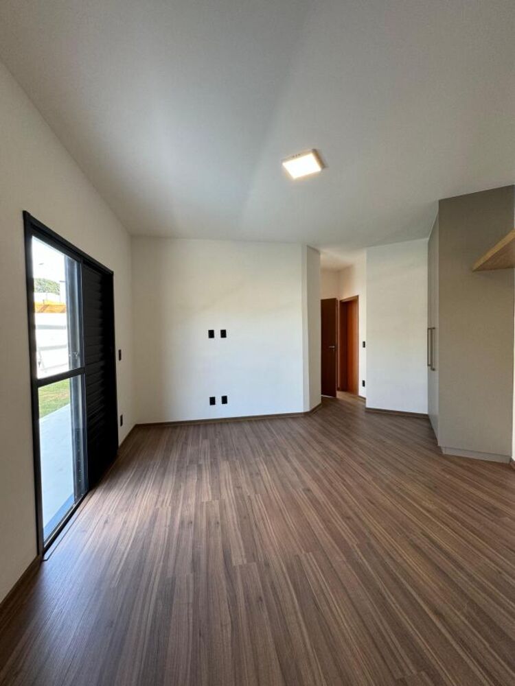 Casa de Condomínio à venda com 3 quartos, 250m² - Foto 6